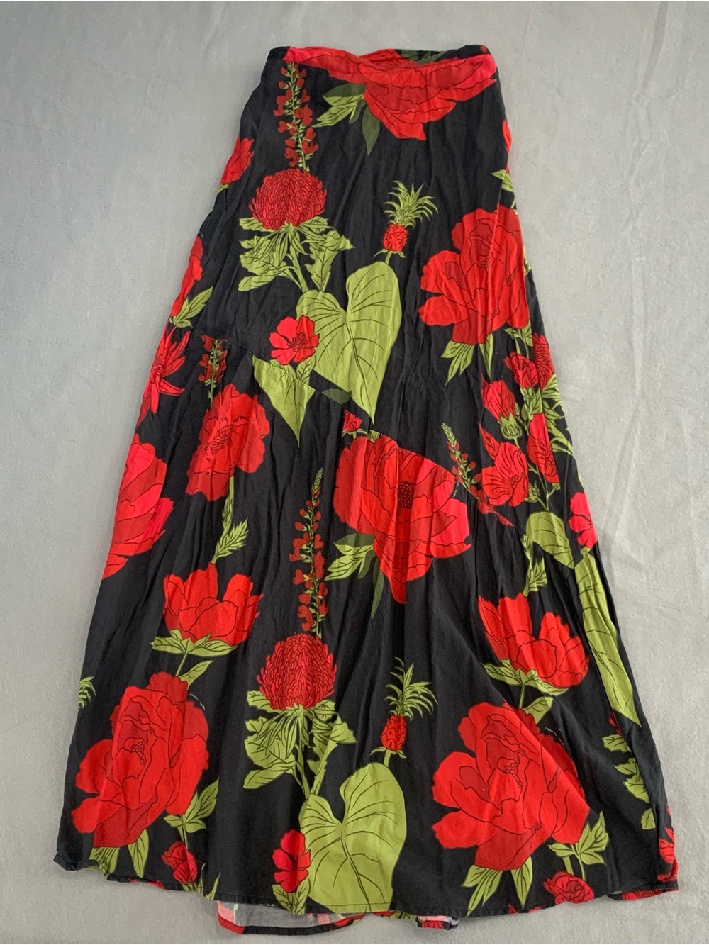 FARM Rio Black Maxi Skirt Sz Small A-Line with Red Floral & Vibrant Green Leaves